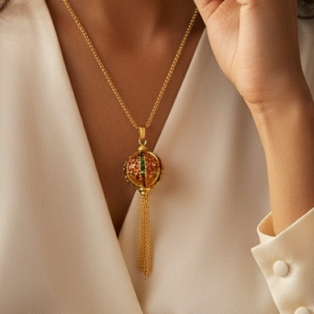 CLEARANCE | 60s Vtg Poinsettia Christmas Orb Pendant w/Tassel &Goldtone Necklace